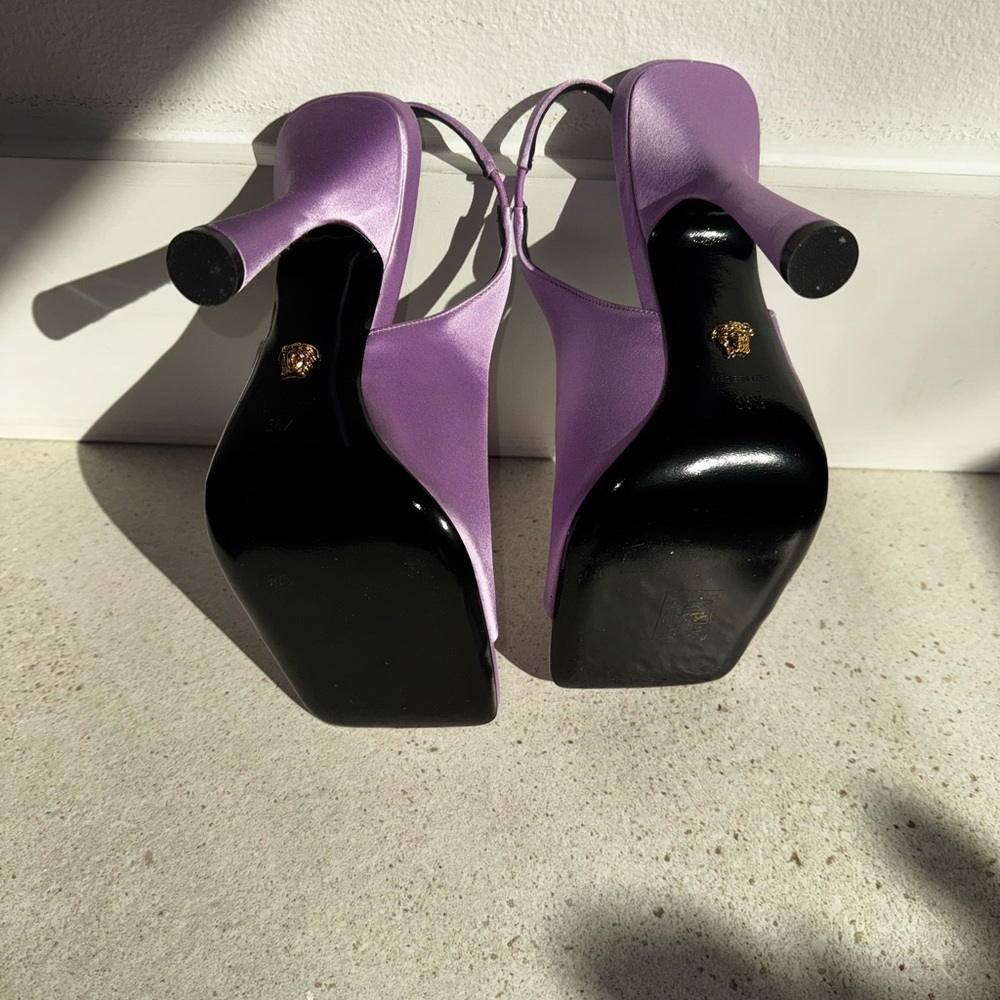 Versace tribute Women's satin slingback - Picture 6 of 7